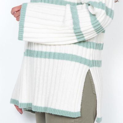 Imagen 2 del producto Sweater Listado Manga Larga Cuello Alto