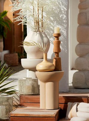 Imagen 2 del producto Mesa Lateral Mikola Crema