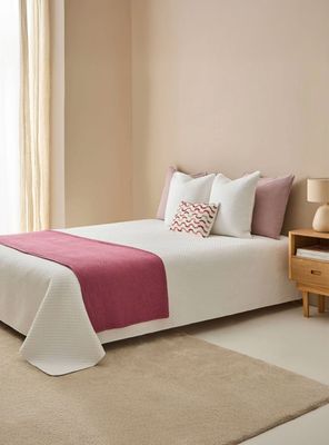 Imagen 2 del producto Colcha Cherancob 240x270 Blanco (Cama 2 Plazas o Queen)