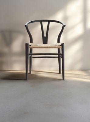 Imagen 2 del producto Silla Madera Wishbone Negro