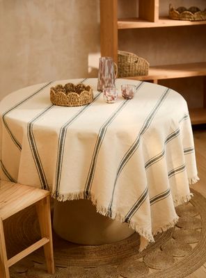 Imagen 2 del producto Mantel Bari Gris Oscuro 160x160