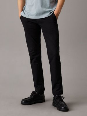 Pantalón chino tapered Negro Calvin Klein