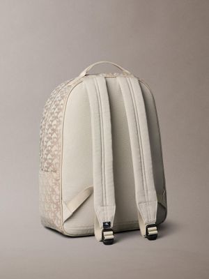 Imagen 2 del producto Mochila Redonda Jacquard Beige Calvin Klein