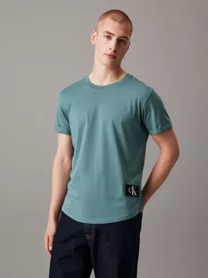 Polera Badge Turn Up Verde Calvin Klein