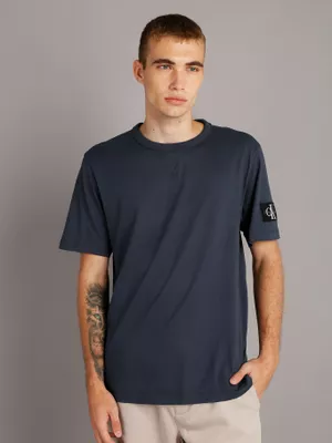 Polera LS Badge Regular Azul Calvin Klein