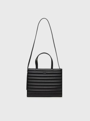 Imagen 1 del producto Cartera Tote Line Quilt Negro Calvin Klein