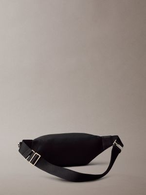 Imagen 2 del producto Banano Micro Pebble Negro Calvin Klein