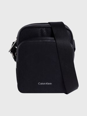 Bolso Reporter de Ck Must Negro Calvin Klein