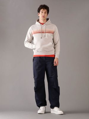 Imagen 2 del producto Polerón con Gorro Chest Logo Beige Calvin Klein