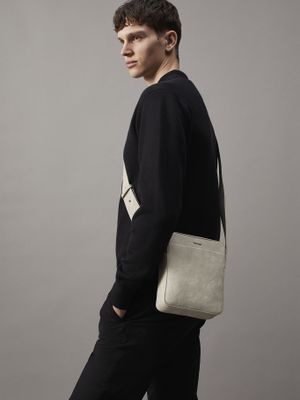 Imagen 2 del producto Bolso Reporter Ck Refined Beige Calvin Klein