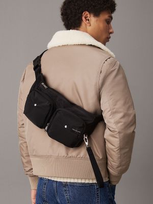 Imagen 2 del producto Banano Plegable Messenger Sling30 Negro Calvin Klein