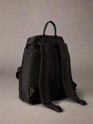 Imagen 2 del producto Mochila con Solapa y Clip Negro Calvin Klein