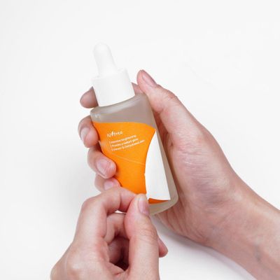 Imagen 2 del producto Ampolla Iluminadora con Espino Amarillo Isntree