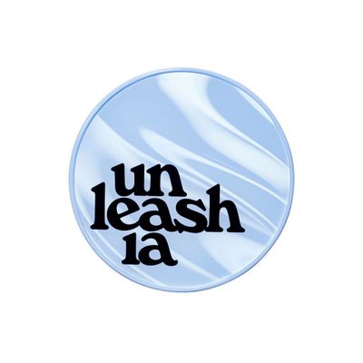 Base de maquillaje semi mate en formato cushion tono 23