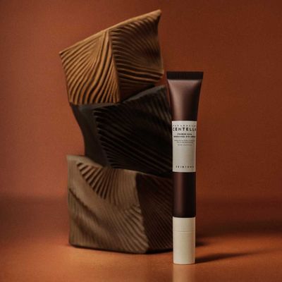 Imagen 2 del producto Contorno de ojos nutritivo y reafirmante Skin1004