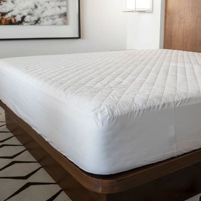 Imagen 2 del producto Protector de colchón 1 plaza acolchado e impermeable con fuelle