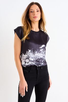 Imagen 1 del producto Polera Focalizada Manga Corta Negro Ash 14607126051102