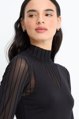 Imagen 2 del producto Polera Manga Larga Negro iO 14220225050102