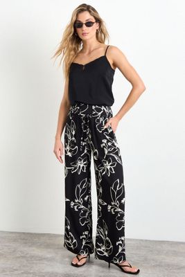 Imagen 1 del producto Pantalon Fantasia Negro iO 11120225052102