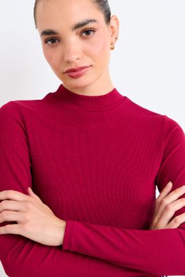 Imagen 2 del producto Polera Lisa Burdeos iO 14220126007112