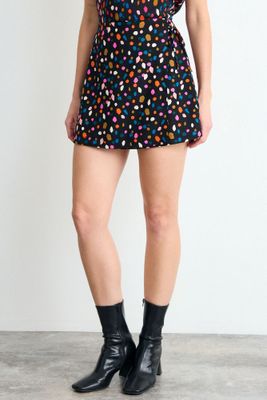 Imagen 2 del producto Falda Fantasia Negro iO 12120225053102