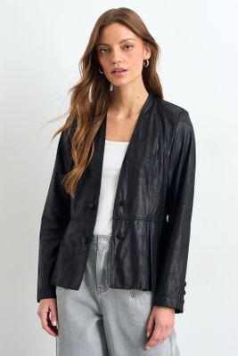 Imagen 1 del producto Chaqueta Negro iO 17520225006102