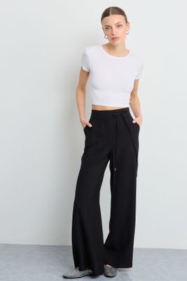 Pantalon Negro iO 11020225012102