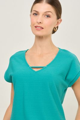 Imagen 2 del producto Polera Escote En V Verde Ma Griffe 14202125030217