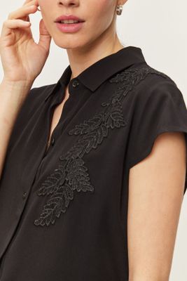 Imagen 2 del producto Blusa Camisera Con Bordado Negro Ash 14007224011102