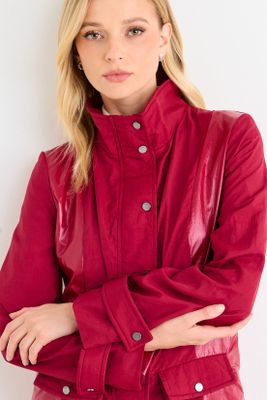 Imagen 2 del producto Impermeable Cuello Alto Rojo Ash 17407126050103