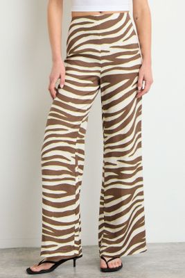 Imagen 2 del producto Pantalon Fantasia Café iO 11120225053109