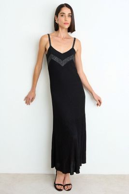 Imagen 1 del producto Vestido Largo Liso Plizado Negro Ash 13407225004102