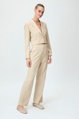 Imagen 2 del producto Blazer Fantasia Beige iO 16120125053106