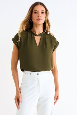 Blusa Lisa Cuello Tipo Collar Verde Ash 14007126054137