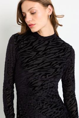 Imagen 2 del producto Vestido Corto Negro iO 13120225050102