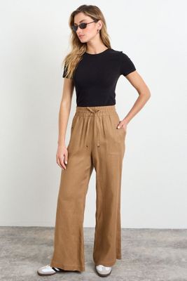 Imagen 1 del producto Pantalon Liso Café iO 11020225024109