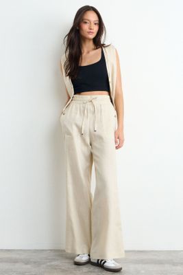 Pantalon Liso Beige iO 11020225024106