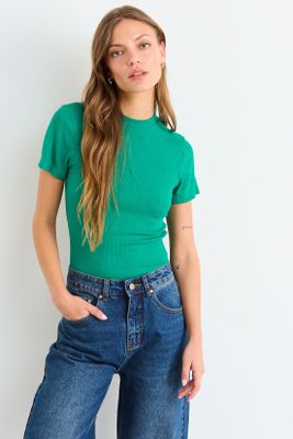 Imagen 2 del producto Polera Manga Corta Lisa Verde Musgo iO 14204225103107