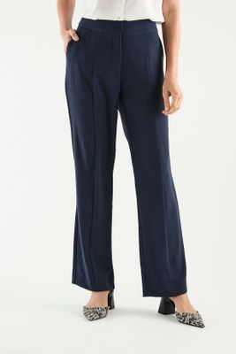 Imagen 2 del producto Pantalon Con Corte En Pierna Azul Ma Griffe 11002125051104