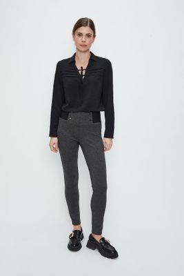 Blusa Lisa Negro Ash 14007224001102