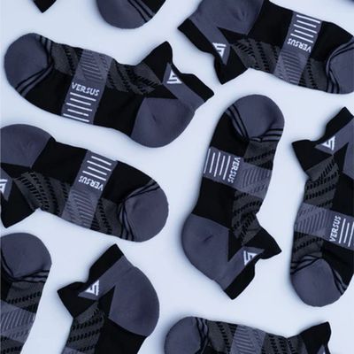 Imagen 2 del producto Smokey Cutback – Calcetín Deportivo Running Low Versus Socks S/M