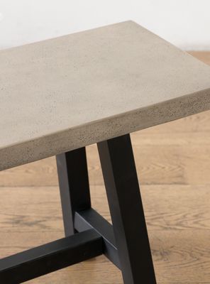 Imagen 2 del producto Banqueta Dublin Cemento 200