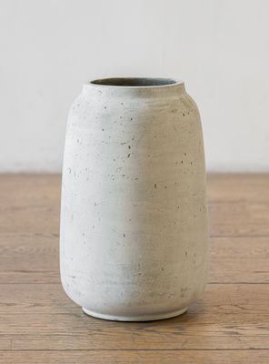 Imagen 2 del producto Macetero Loret Blanco M