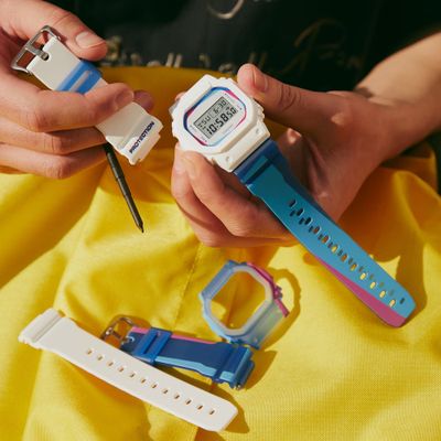 Imagen 2 del producto Reloj Unisex G-Shock DWE-5600PR-2DR