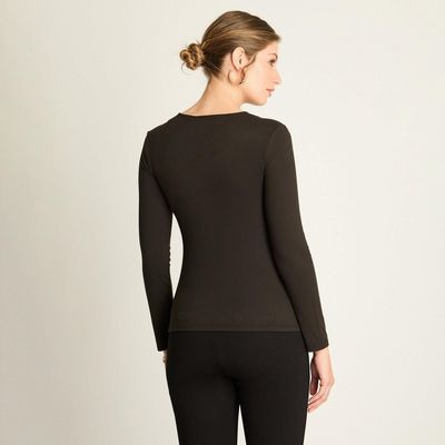 Imagen 2 del producto Polera Negra Cuello Cuadrado