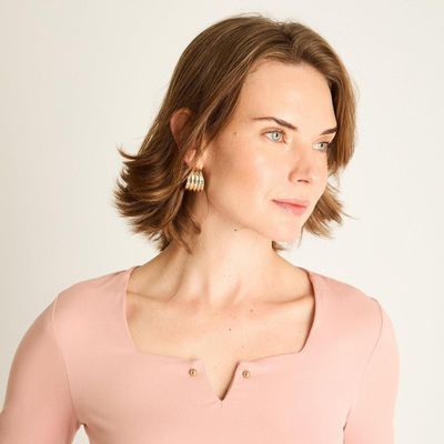 Imagen 2 del producto Polera Rosada Manga Larga Cuello Cuadrado