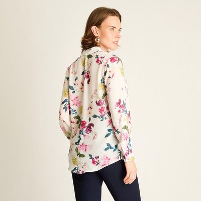 Imagen 2 del producto Blusa Rosada con Estampado Floral y Mangas Roll-Up