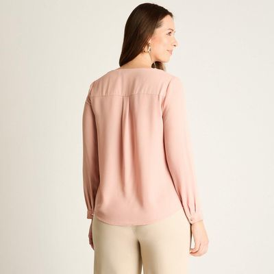 Imagen 2 del producto Blusa Rosada con Escote V