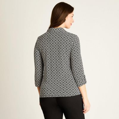 Imagen 2 del producto Polera Negra con Estampado Geométrico