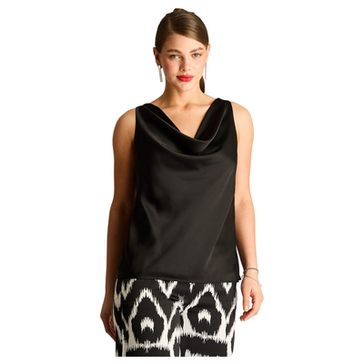 Blusa Drapeada Negra con Cadenita